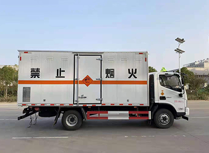 利津爆破器材运输车