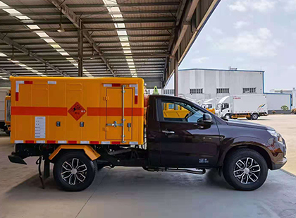 利津爆破器材运输车